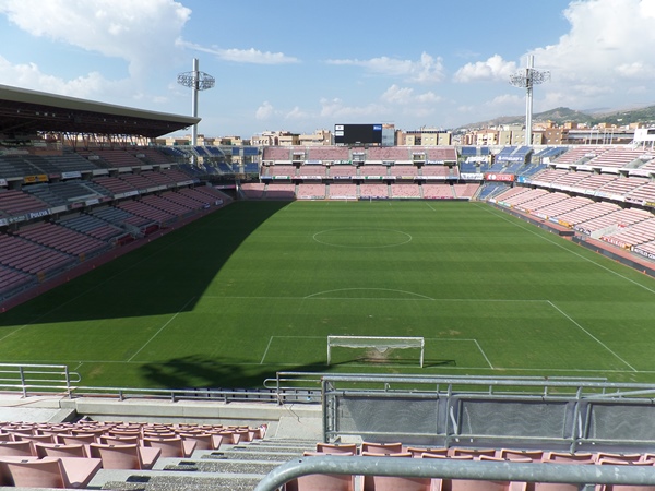 Estadio Nuevo Los Cármenes photo